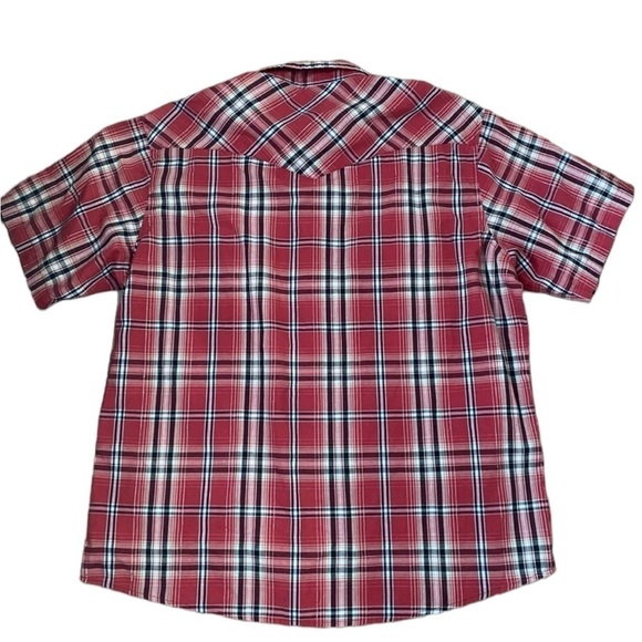 Wrangler western snap short sleeve red shirt size medium - Picture 2 of 5